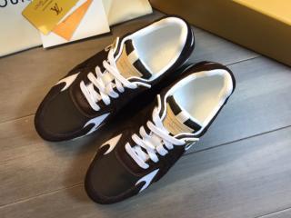 LOUIS VUITTON フラットシューズ カジュアルシューズメンズ用 ルイヴィトンスニーカー　サイズ：245-265