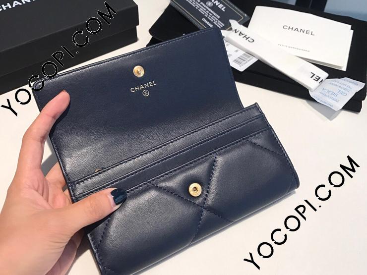 24C★新作！CHANEL 19 スモールウォレット 二つ折り財布 24C☆新作！CHANEL 19 スモールウォレット 二つ折り財布