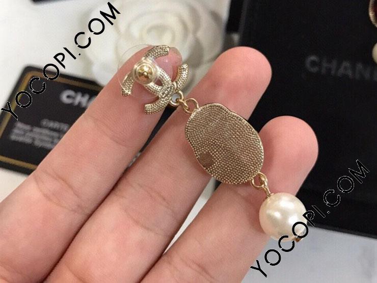 ★ひとつは欲しい★【CHANEL】揺れるＣＣ※イヤリング 超希少】気品溢れるシルバー☆CHANEL☆ピアス☆揺れるCC (CHANEL