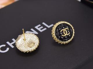 CHANEL シャネル　アルファベットチャーム ベルト Chanel Belt Vintage Gold Link Chain Chanel Name Spelled Out