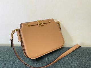 【Touch-2】 FENDI フェンディ バッグ スーパーコピー 22新作 TOUCH タッチ レザー レディース ショルダーバッグ