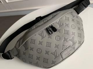 【M46108】 LOUIS VUITTON ルイヴィトン モノグラム・シャドウ バッグ スーパーコピー 22新作 DISCOVERY ディスカバリー・バムバッグ PM メンズ ボディバッグ