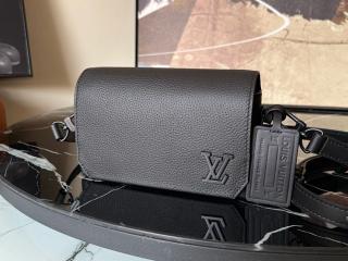 【M82085-1】 LOUIS VUITTON ルイヴィトン バッグ コピー 23新作 Fastline Wearable ファストライン・ウエアラブル ウォレット メンズ ショルダーバッグ