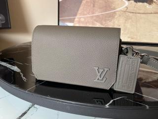 【M82085-2】 LOUIS VUITTON ルイヴィトン バッグ スーパーコピー 23新作 Fastline Wearable ファストライン・ウエアラブル ウォレット メンズ ショルダーバッグ