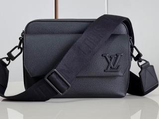 Louis Vuitton Fastline Messenger M22482 Black 