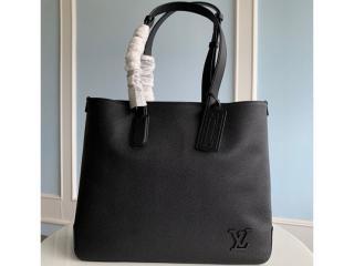 Louis Vuitton Monogram Canvas Street Style Leather Crossbody Bag Logo  (M22576) in 2023
