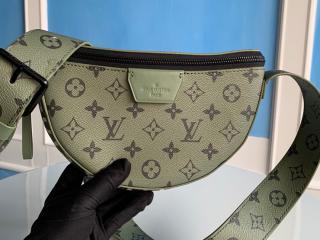 Louis Vuitton Monogram Canvas Street Style Leather Crossbody Bag Logo  (M22576) in 2023