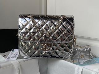 【AS4649-2】 CHANEL シャネル バッグ スーパーコピー 23年新作 バックパック & コインパース メタリック ミラー カーフスキン & メタリック ラムスキン シルバー