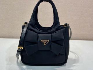 【1BA359】 PRADA プラダ バッグ コピー 新作 リボン付 パデッドRe-Nylon ミニバッグ レディース ショルダーバッグ