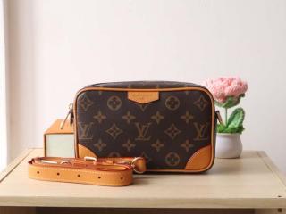 【M14058】 LOUIS VUITTON ルイヴィトン モノグラム バッグ スーパーコピー 25新作 トロカデロ･ウェアラブル ウォレット メンズ ショルダーバッグ