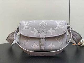 M13070】 LOUIS VUITTON ルイヴィトン モノグラム・デニム