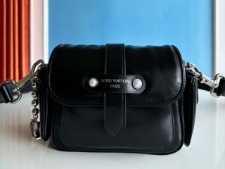 【M13989】 LOUIS VUITTON ルイヴィトン バッグ コピー 25新作 カーゴ･ウェアラブル ウォレット レディース ショルダーバッグ