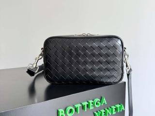【755923-4】 BOTTEGA VENETA ボッテガ・ヴェネタ バッグ スーパーコピー 25新作 スモール イントレチャート カメラバッグ キャンバス レディース ショルダーバッグ 4色可選択