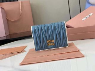 【5MV204-2】 MIUMIU ミュウミュウ 財布 コピー 25新作 マテラッセレザー 財布 レディース 二つ折り財布 3色可選択 