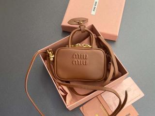 MIUMIU★ボー レザー マイクロバッグ 5NR036 ブラック ボー レザー マイクロバッグ | Miu Miu
