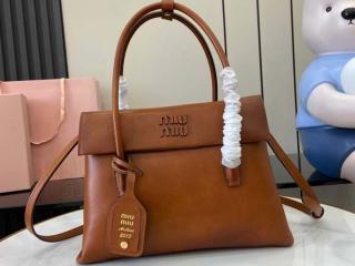 【5BA302_2IFP_F0039_V_OWO】 MIUMIU ミュウミュウ バッグ コピー 25新作 ソリテール シャイニーレザー バッグ レディース ショルダーバッグ